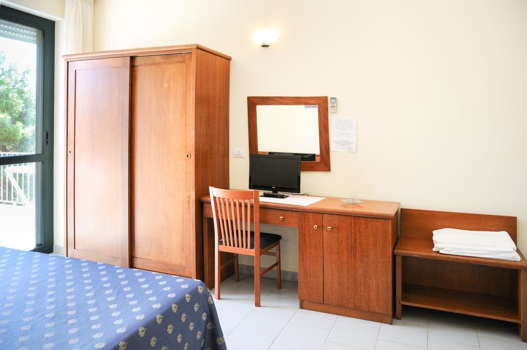 Hotel Villaggio Aurora 산 피에트로 인 베바냐 객실 사진